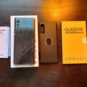 LG Vlevet Cell Phone 5G